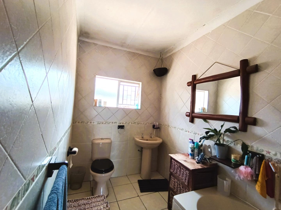 4 Bedroom Property for Sale in Willows Free State